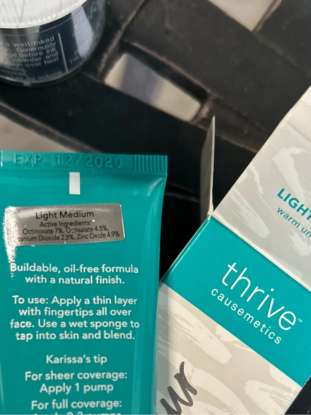 thrive causemetics Buildable Blur CC Cream Light Medium - new in box